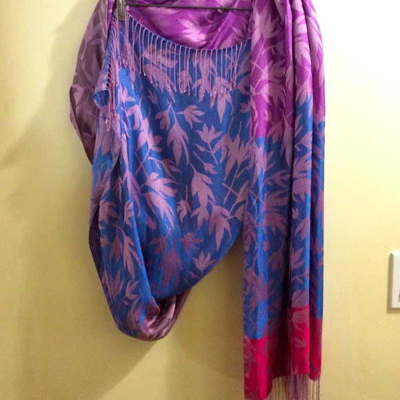 π100% silk wrap/scarf made in Indiaπ - Picture 5 of 10